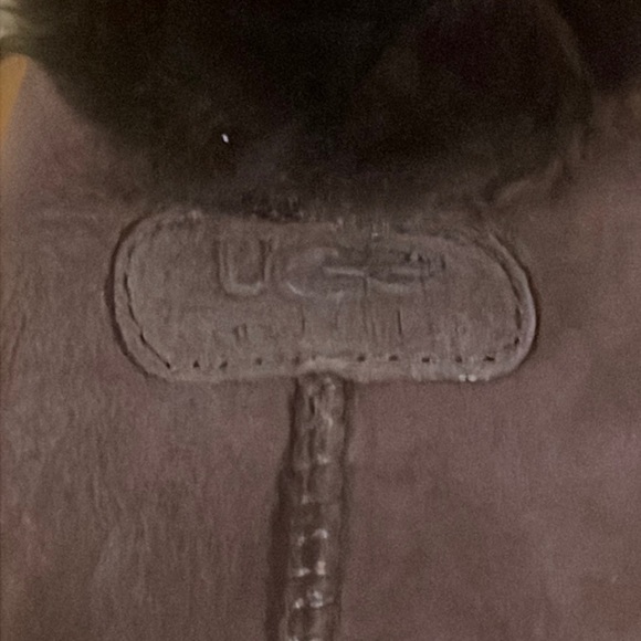 New Women’s UGG Coquette Chocolate Brown Slip On Sheepskin Slippers Cloth Tag - Picture 4 of 7